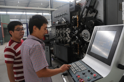 社旗產(chǎn)業(yè)集聚區(qū)為大學(xué)生提供就業(yè)新平臺