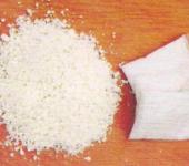 伊犁哈薩克自治州 以邊境小額貿(mào)易為橋，促絲網(wǎng)制品等商品技術(shù)進(jìn)出口繁榮